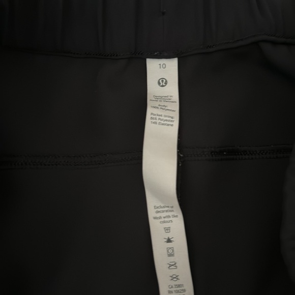 Black lululemon shorts - Picture 3 of 4